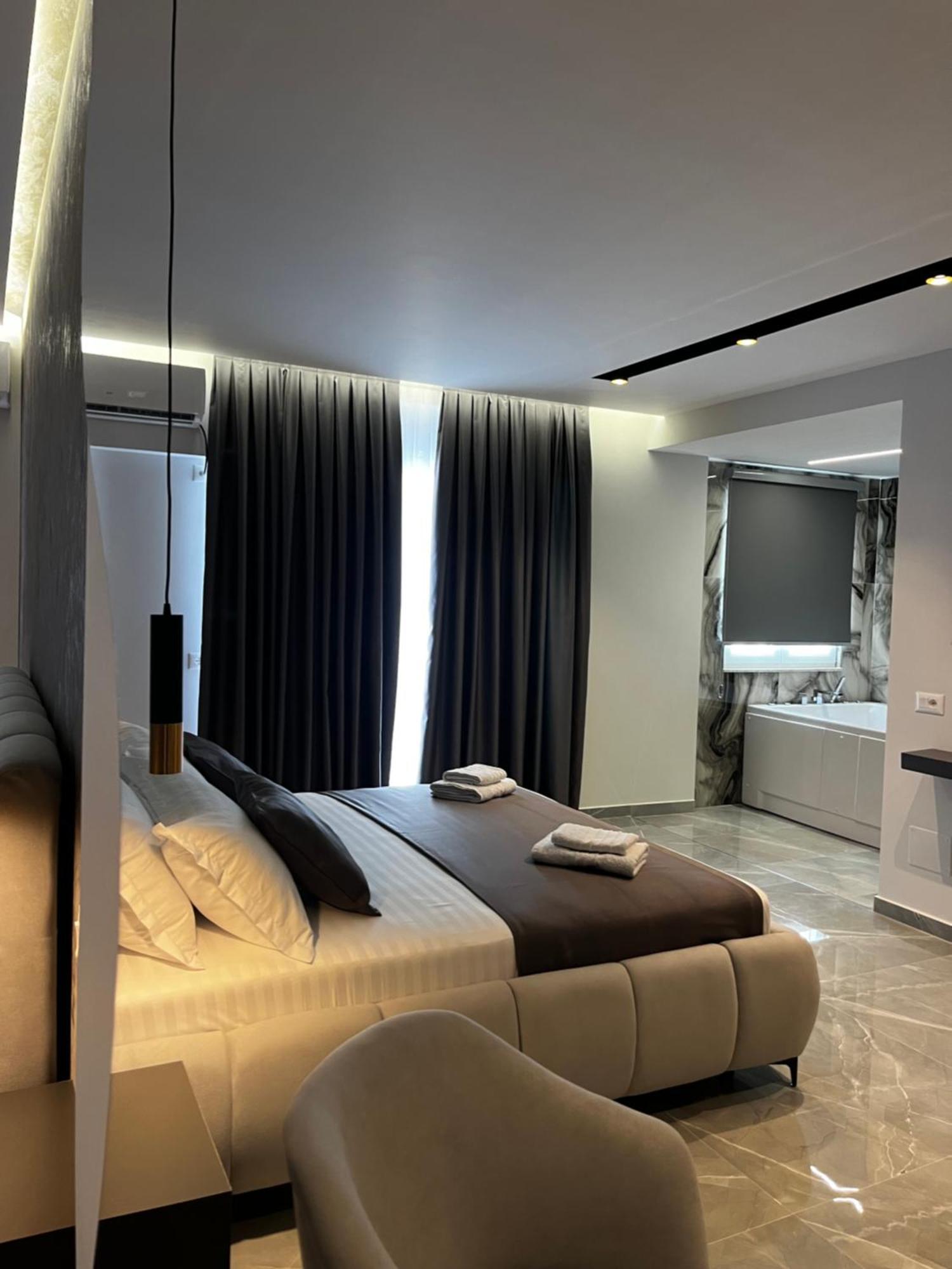 Leodori 3 Suites Shengjin Exterior photo